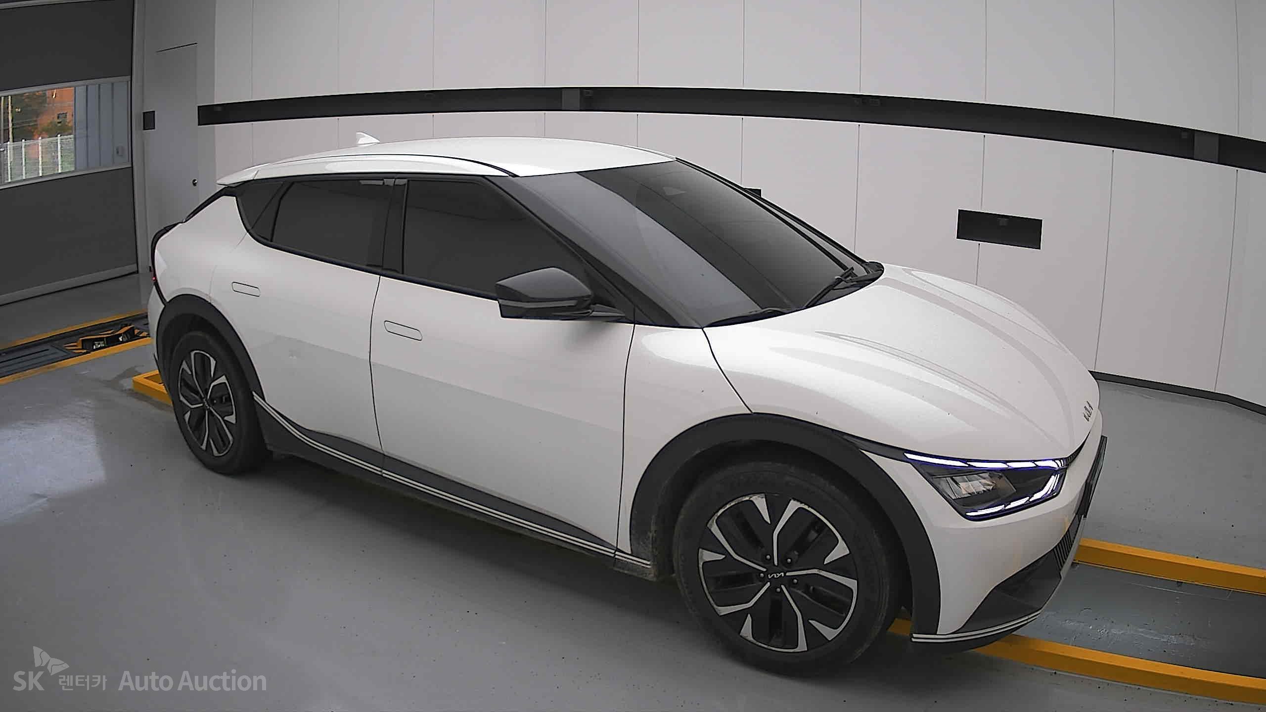 2022 - kia ev6