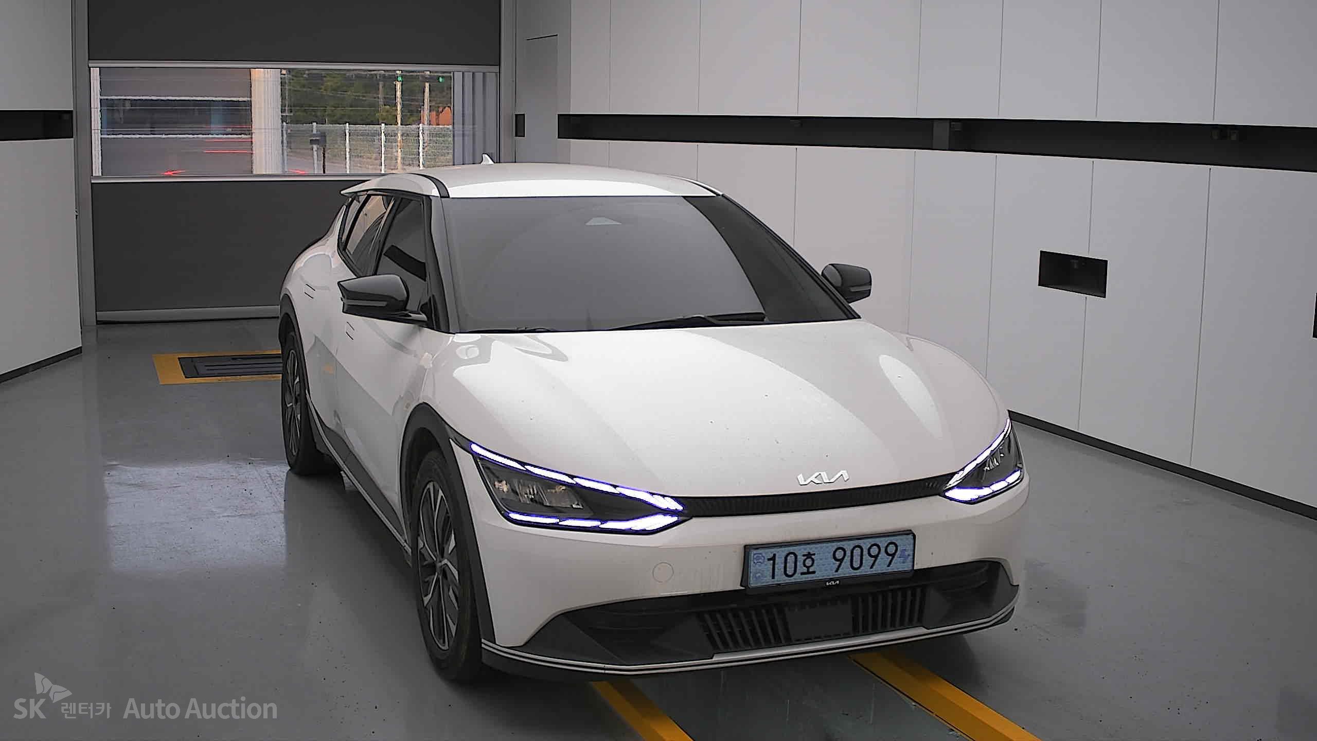2022 - kia ev6