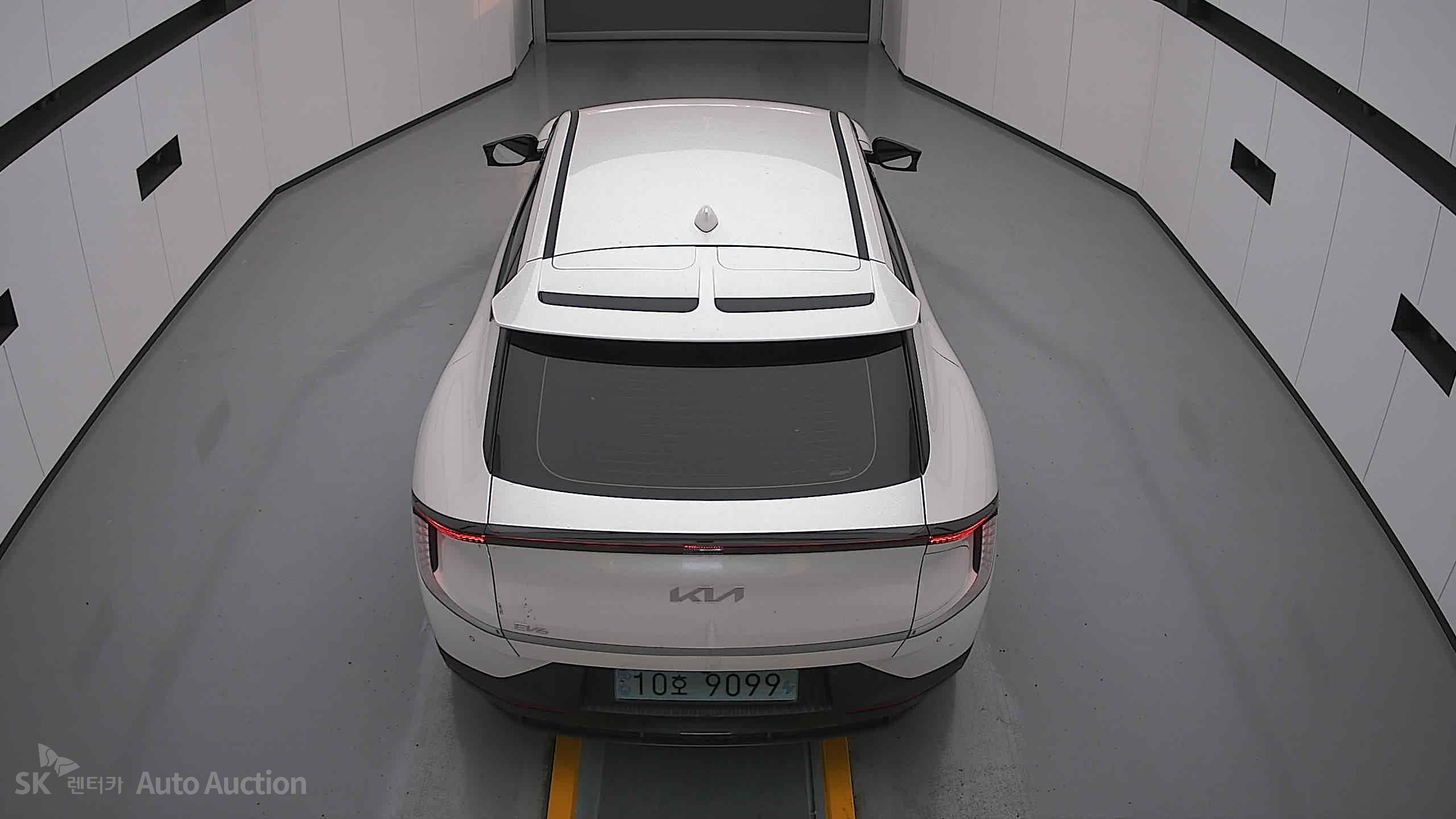 2022 - kia ev6
