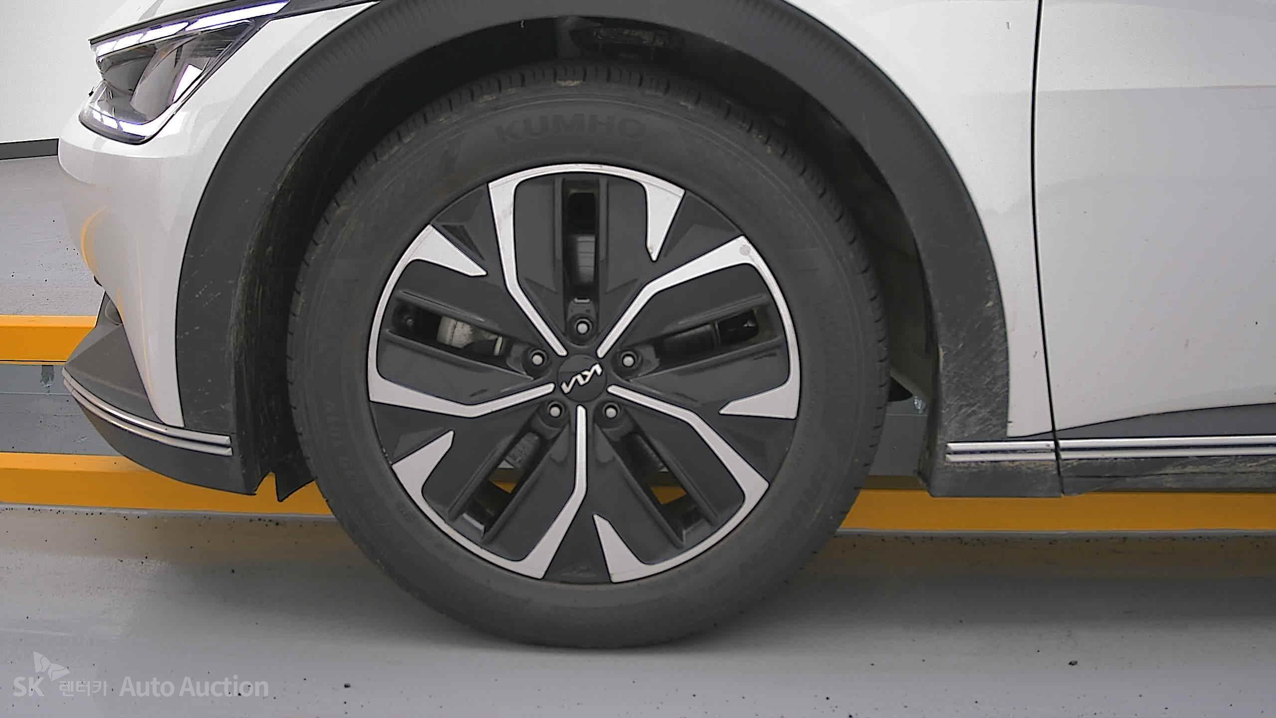 2022 - kia ev6