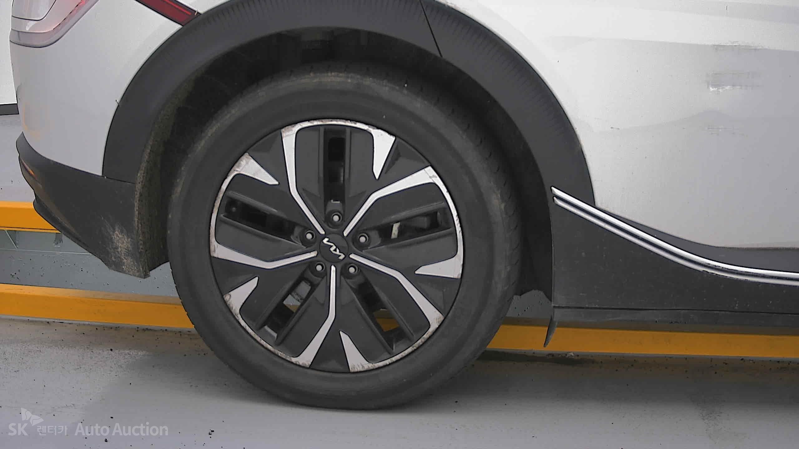 2022 - kia ev6