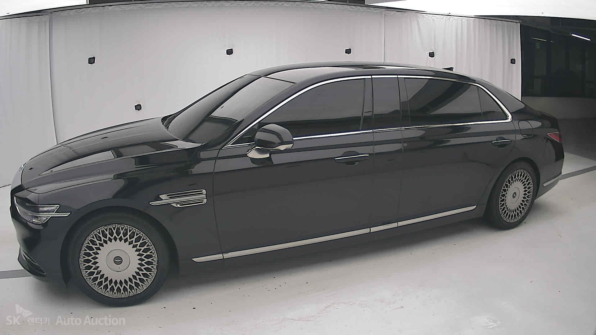 2021 - genesis g90