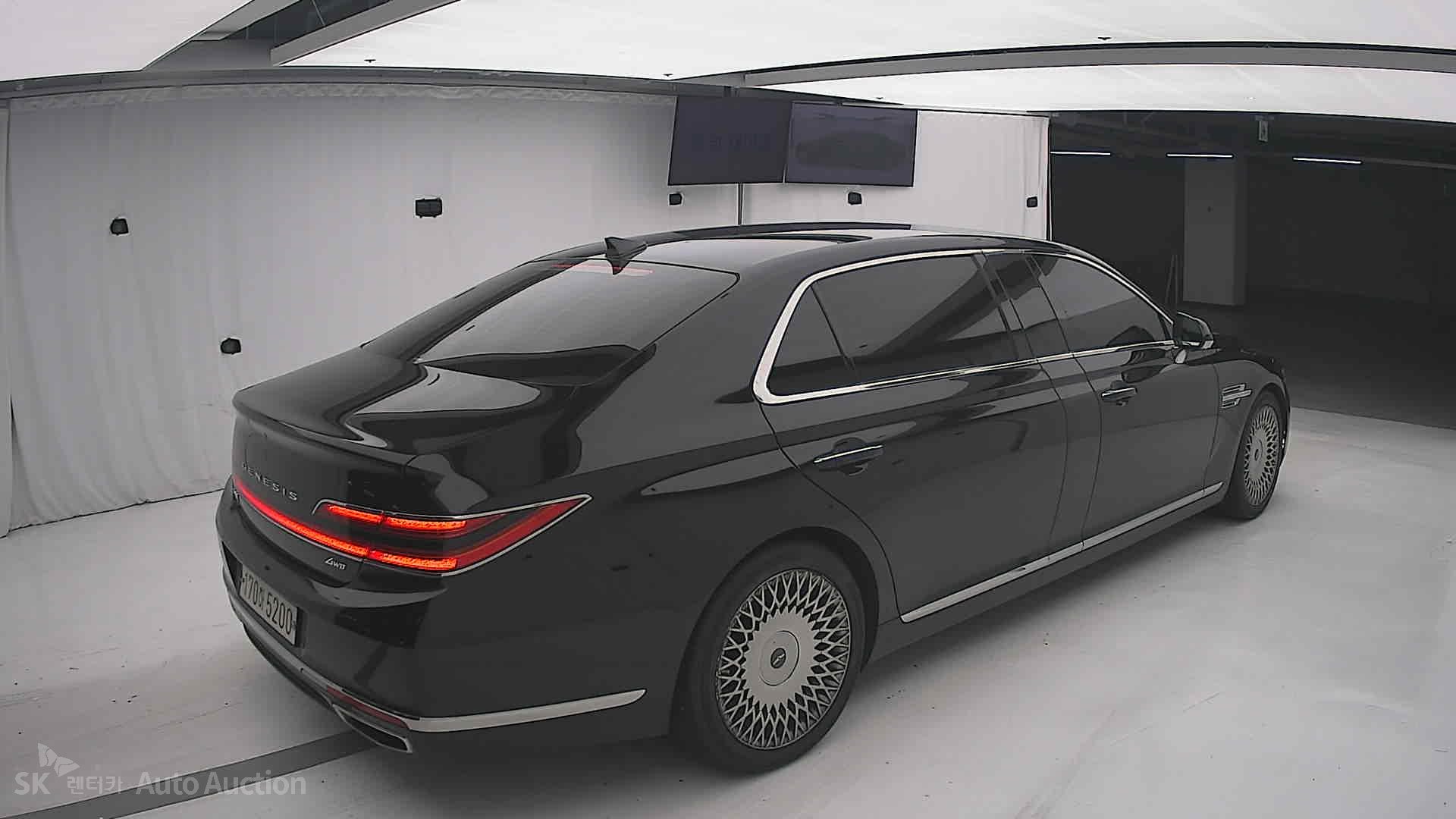 2021 - genesis g90