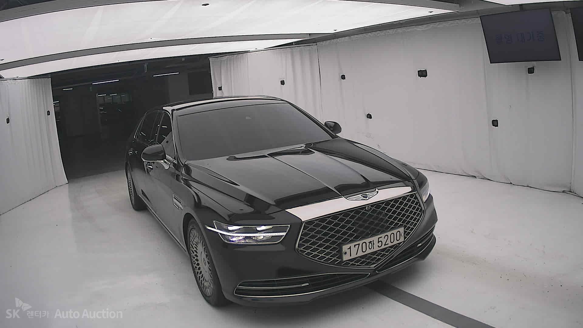 2021 - genesis g90