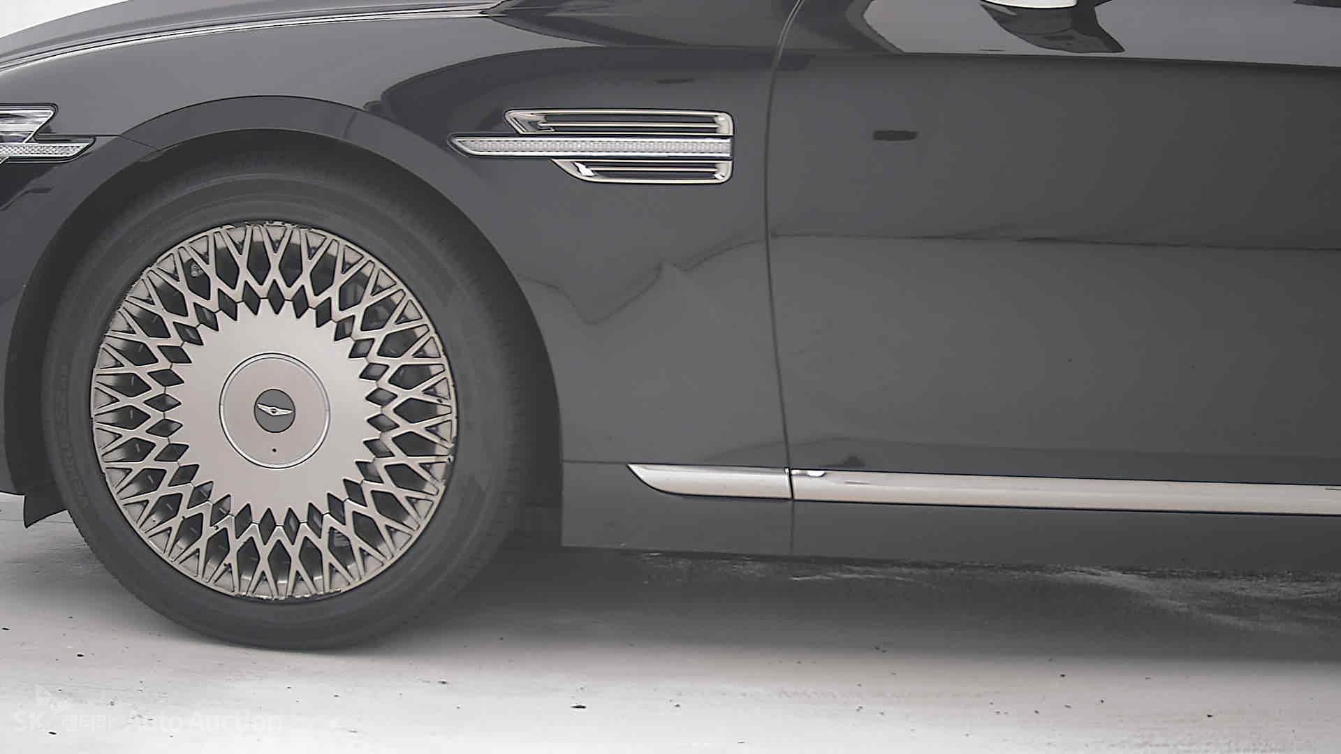 2021 - genesis g90
