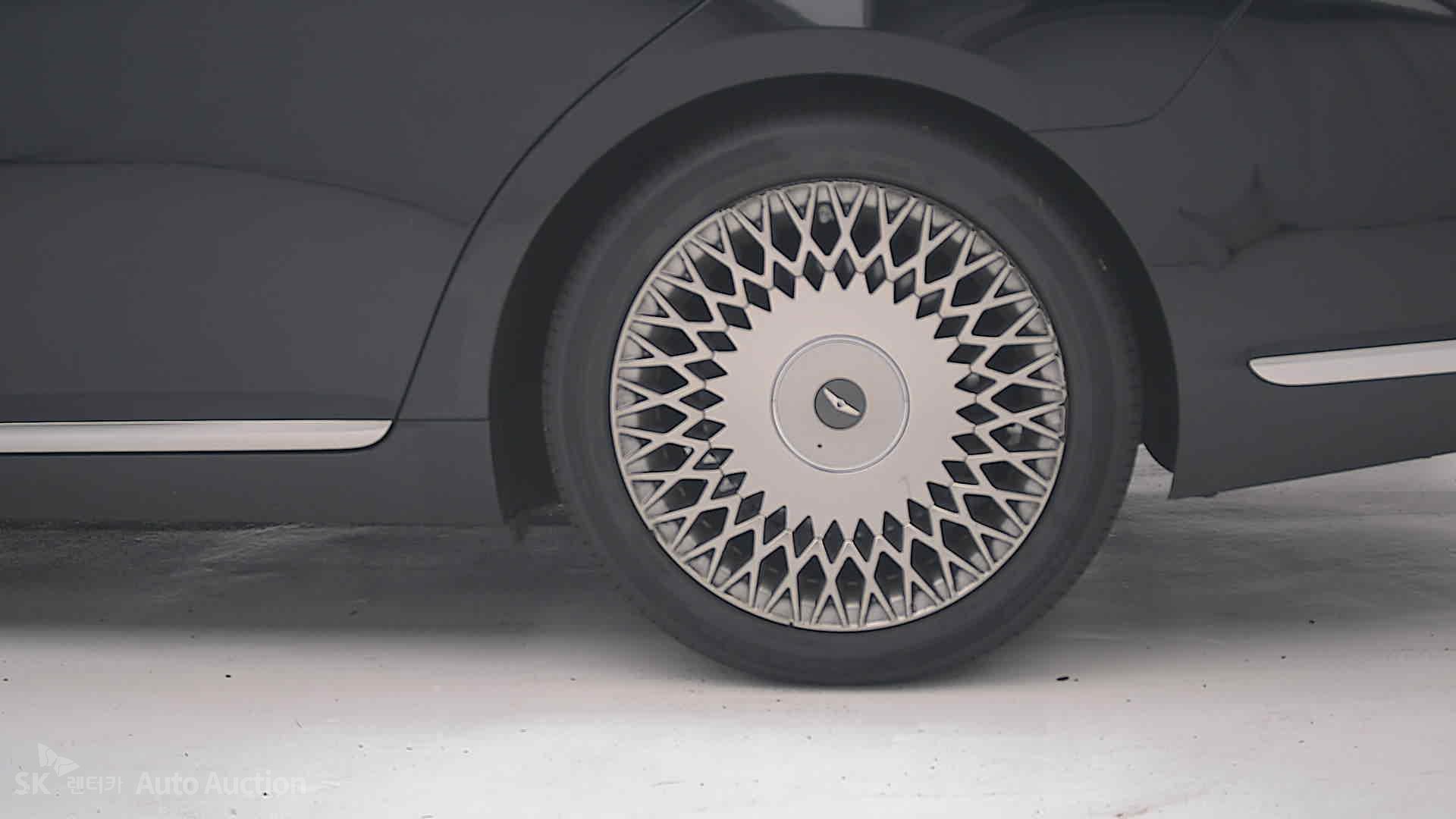 2021 - genesis g90