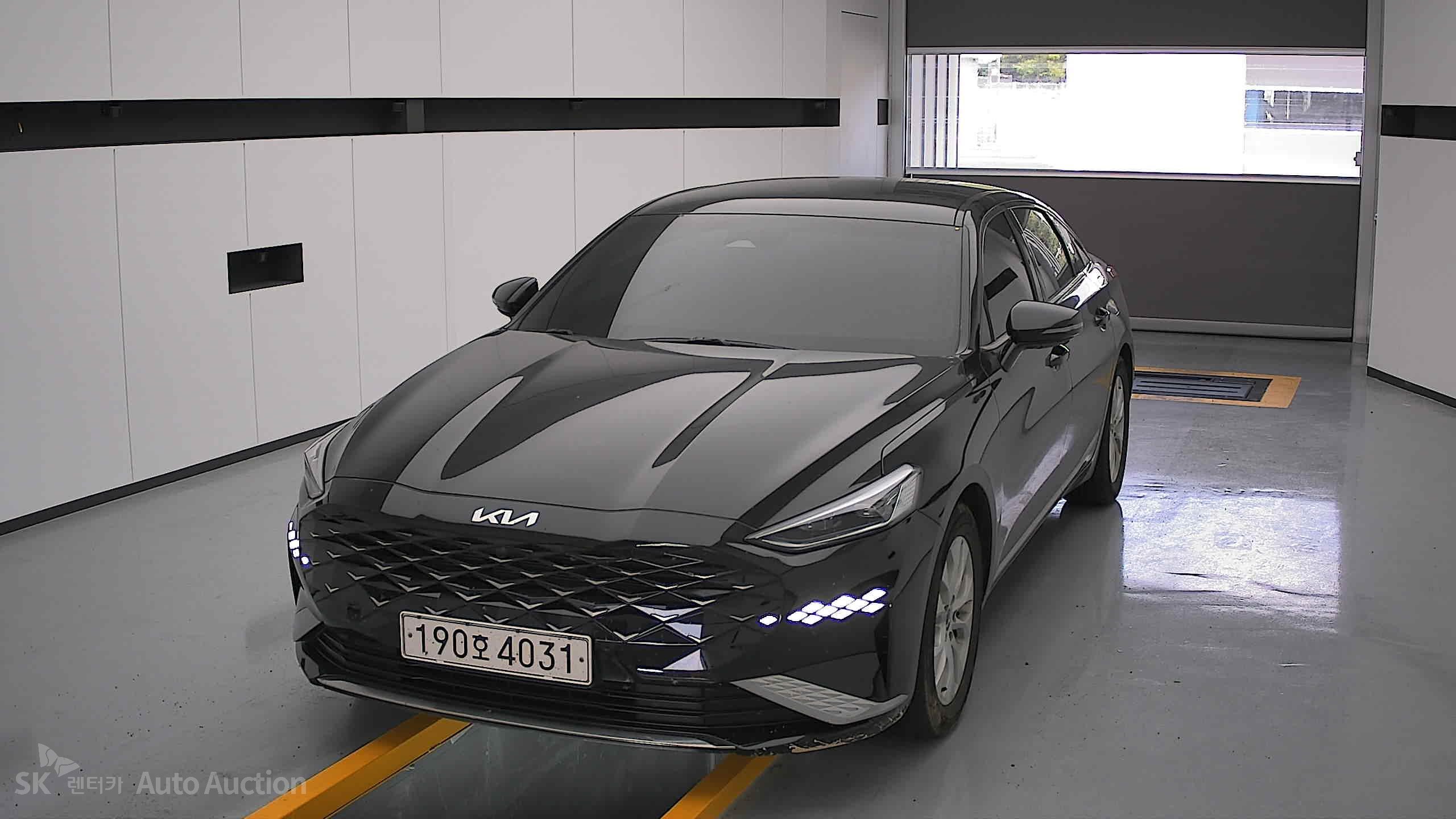 2022 - kia k8