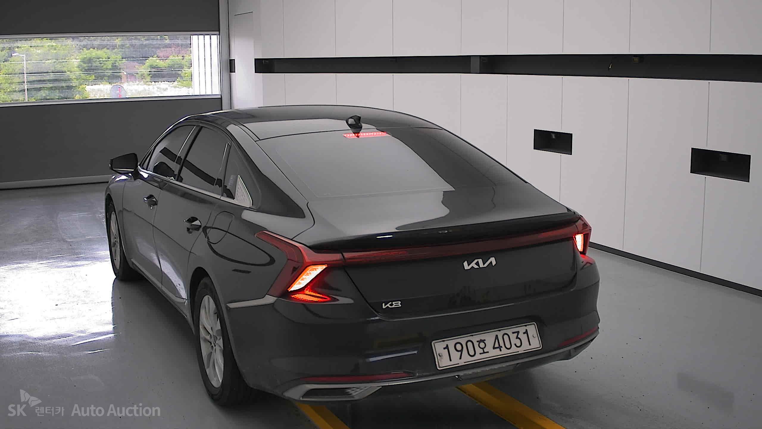 2022 - kia k8