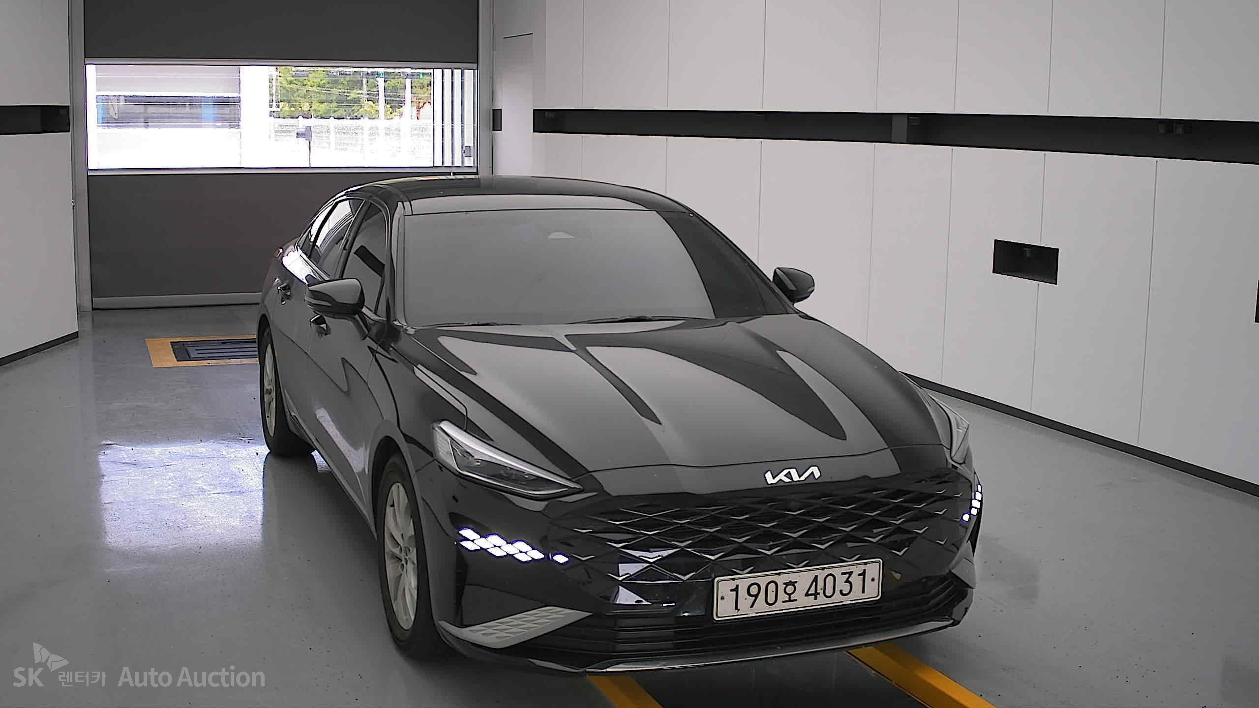 2022 - kia k8