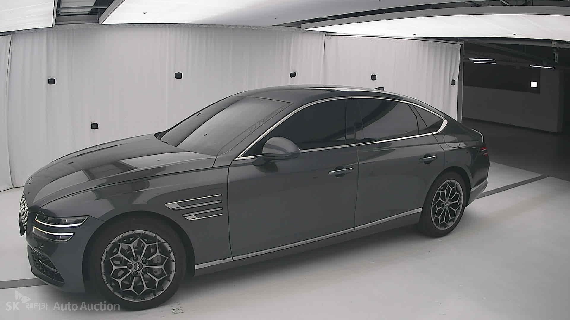 2021 - genesis g80