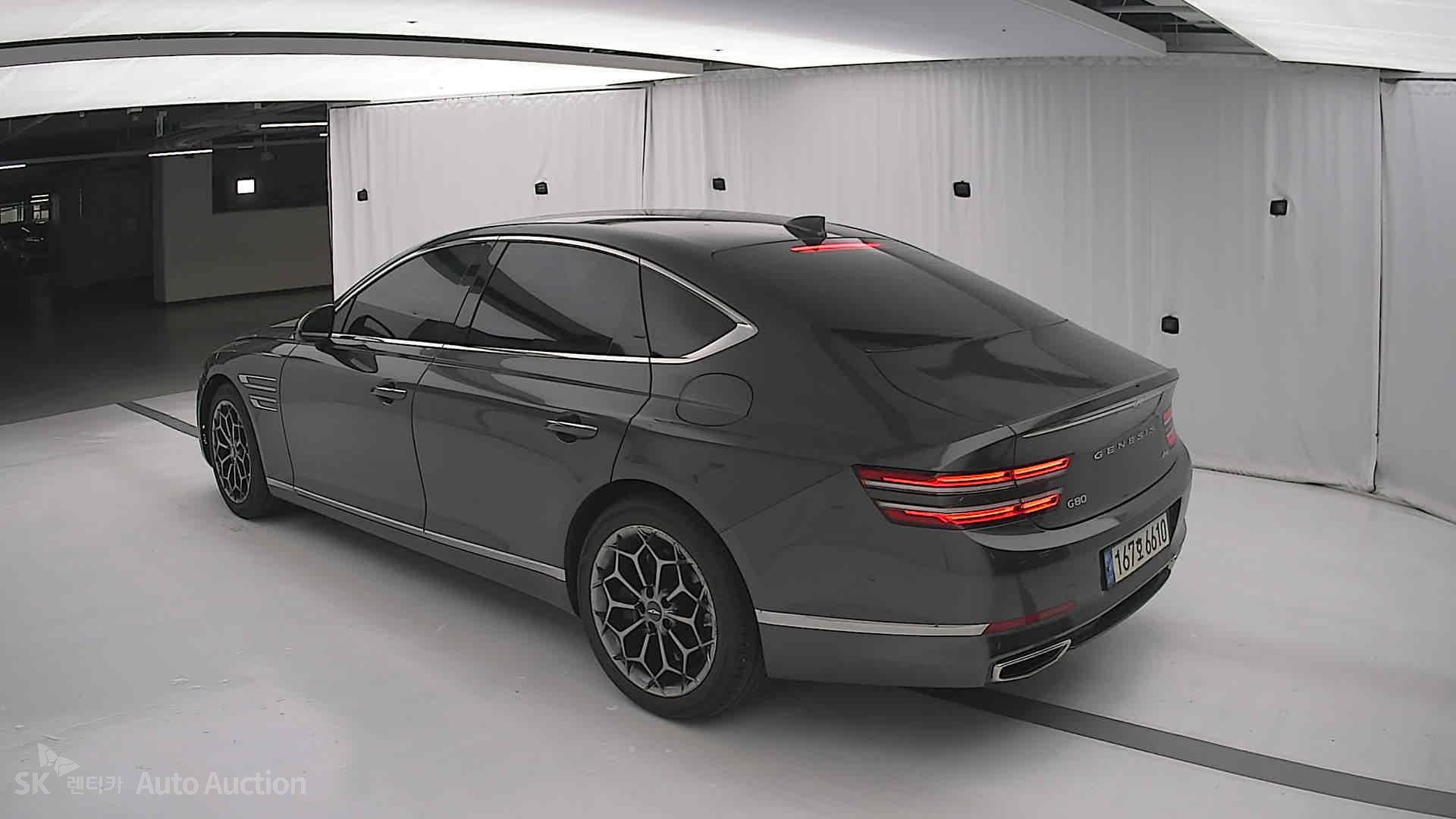2021 - genesis g80