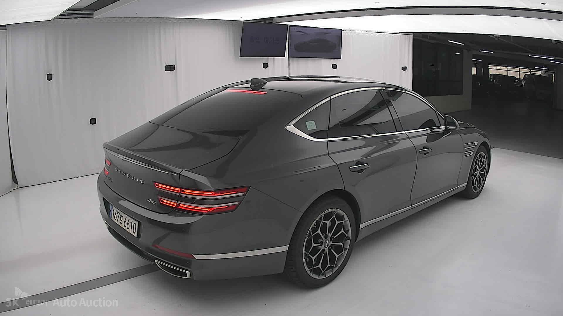 2021 - genesis g80