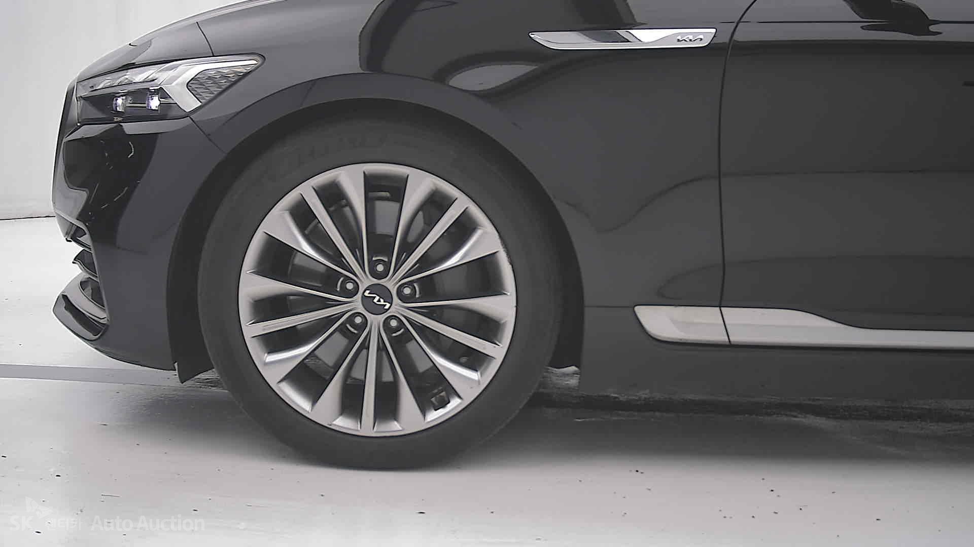 2022 - kia k9