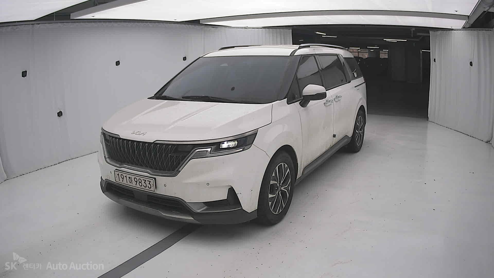 2023 - kia carnival