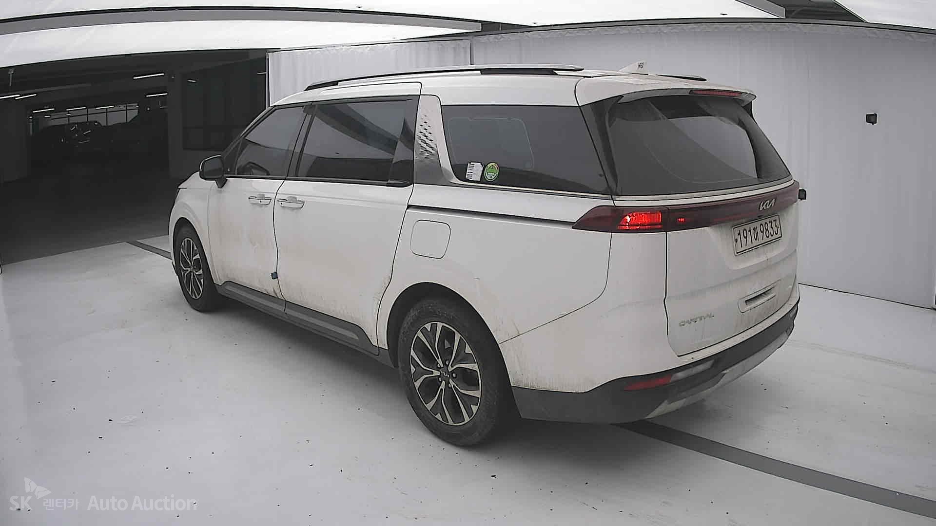 2023 - kia carnival