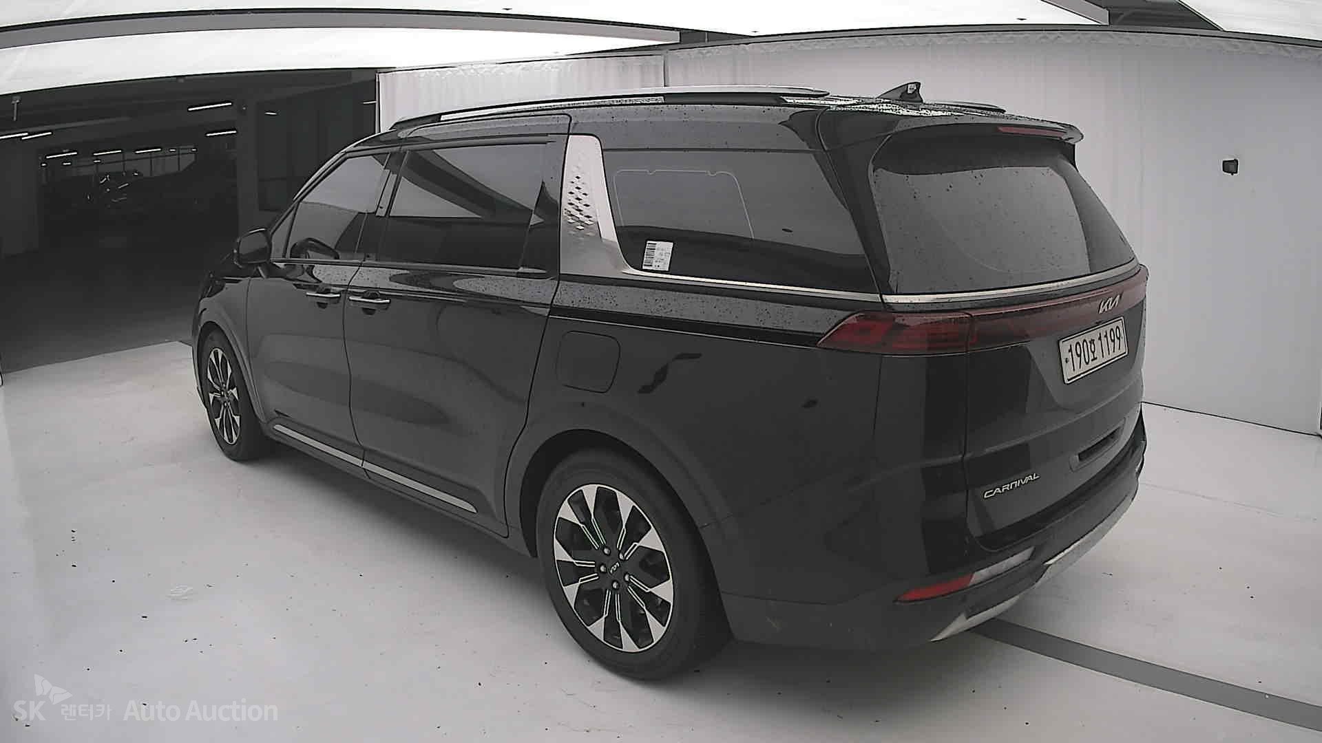 2022 - kia carnival