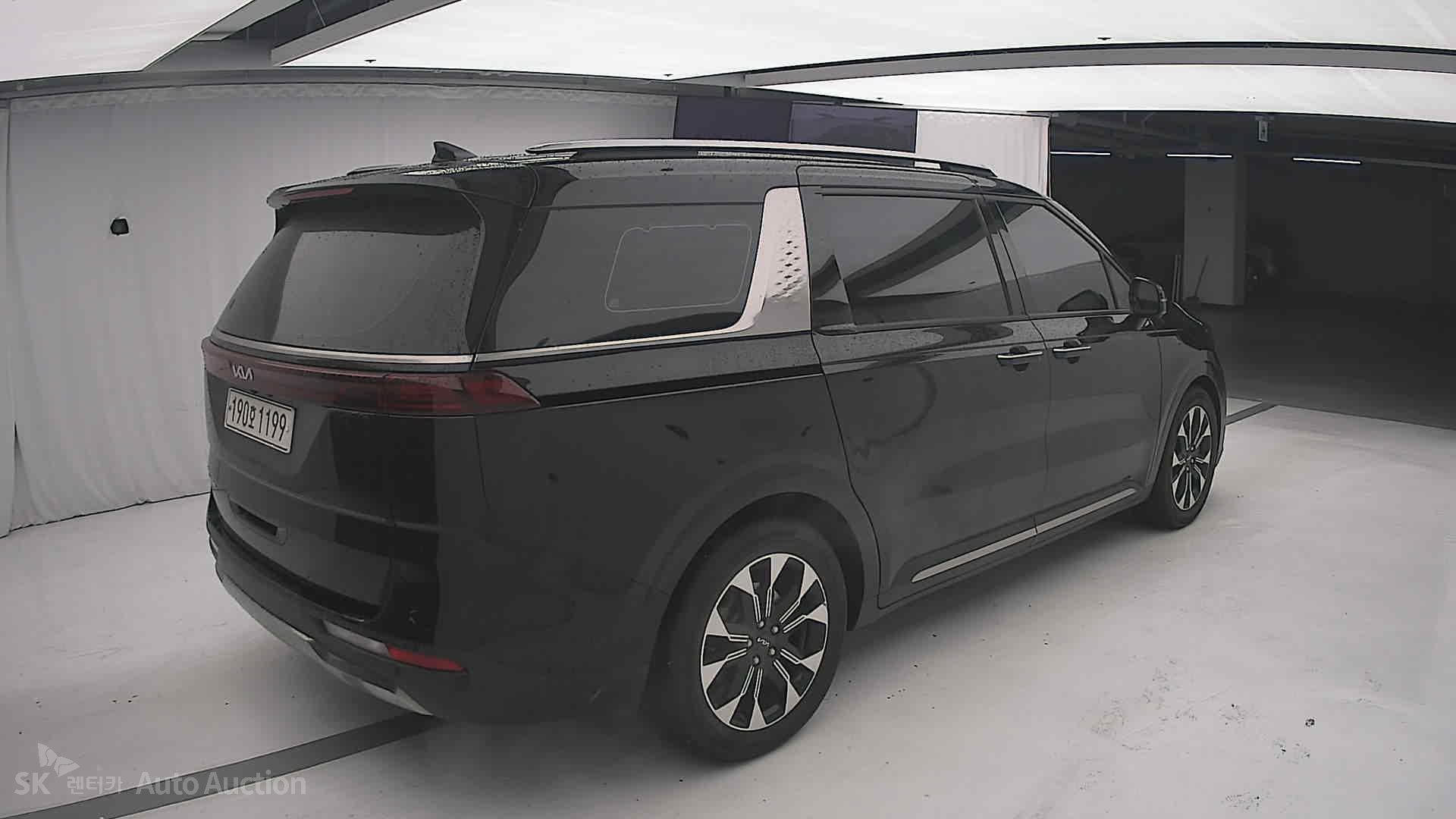 2022 - kia carnival