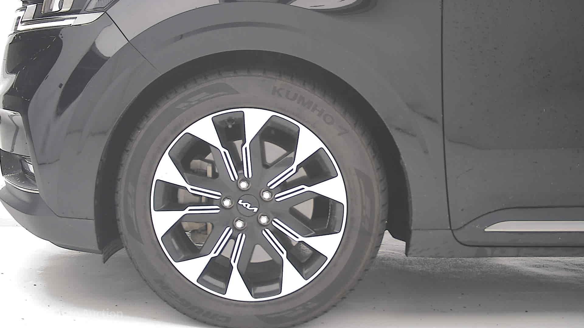 2022 - kia carnival