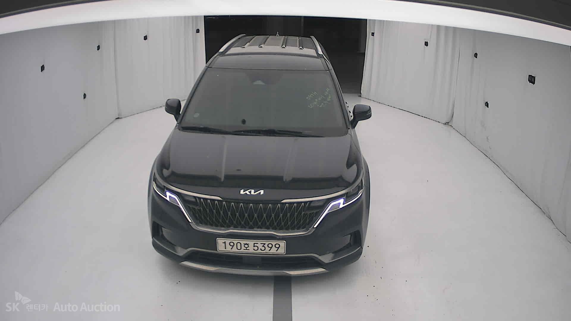 2023 - kia carnival