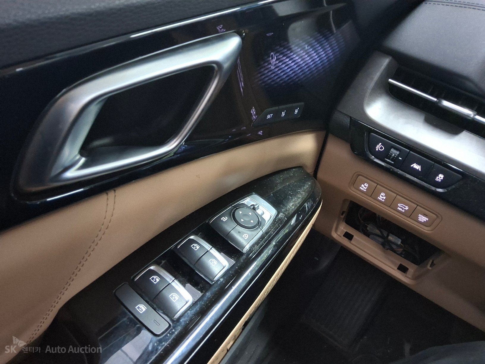 2023 - kia carnival