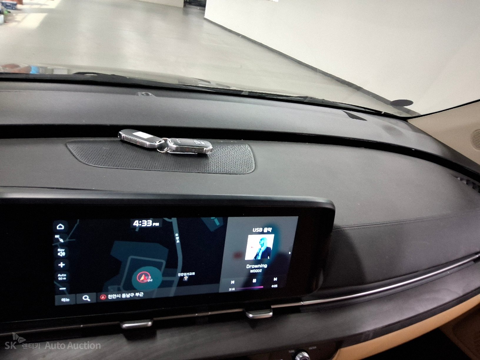 2023 - kia carnival