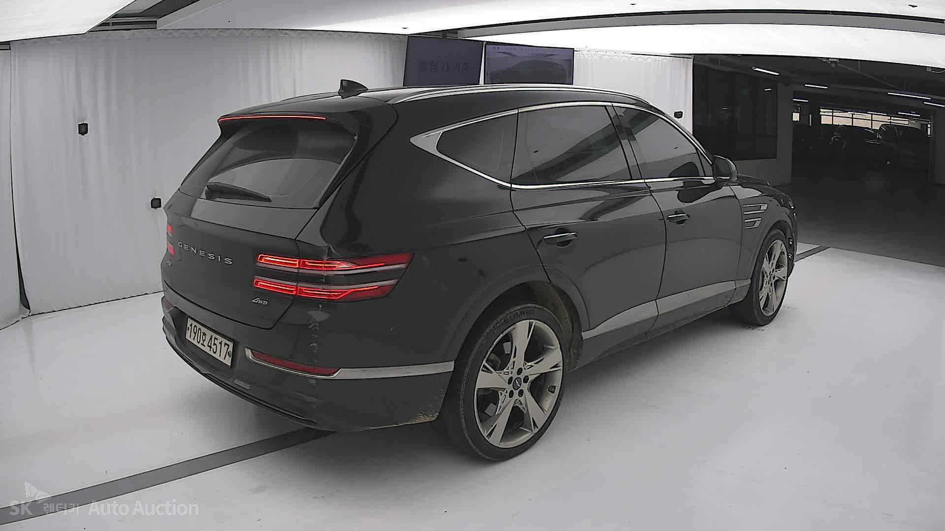 2022 - genesis gv80