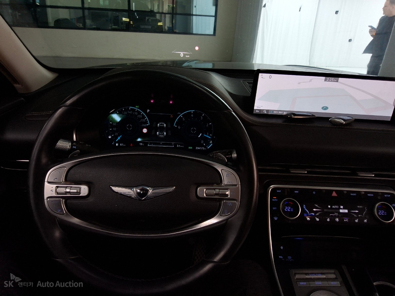 2022 - genesis gv80