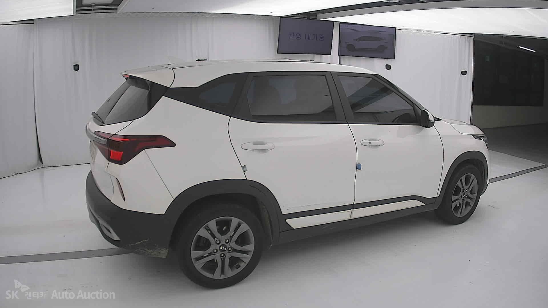 2022 - kia seltos