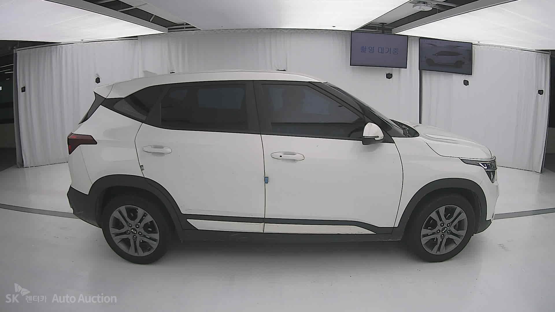 2022 - kia seltos