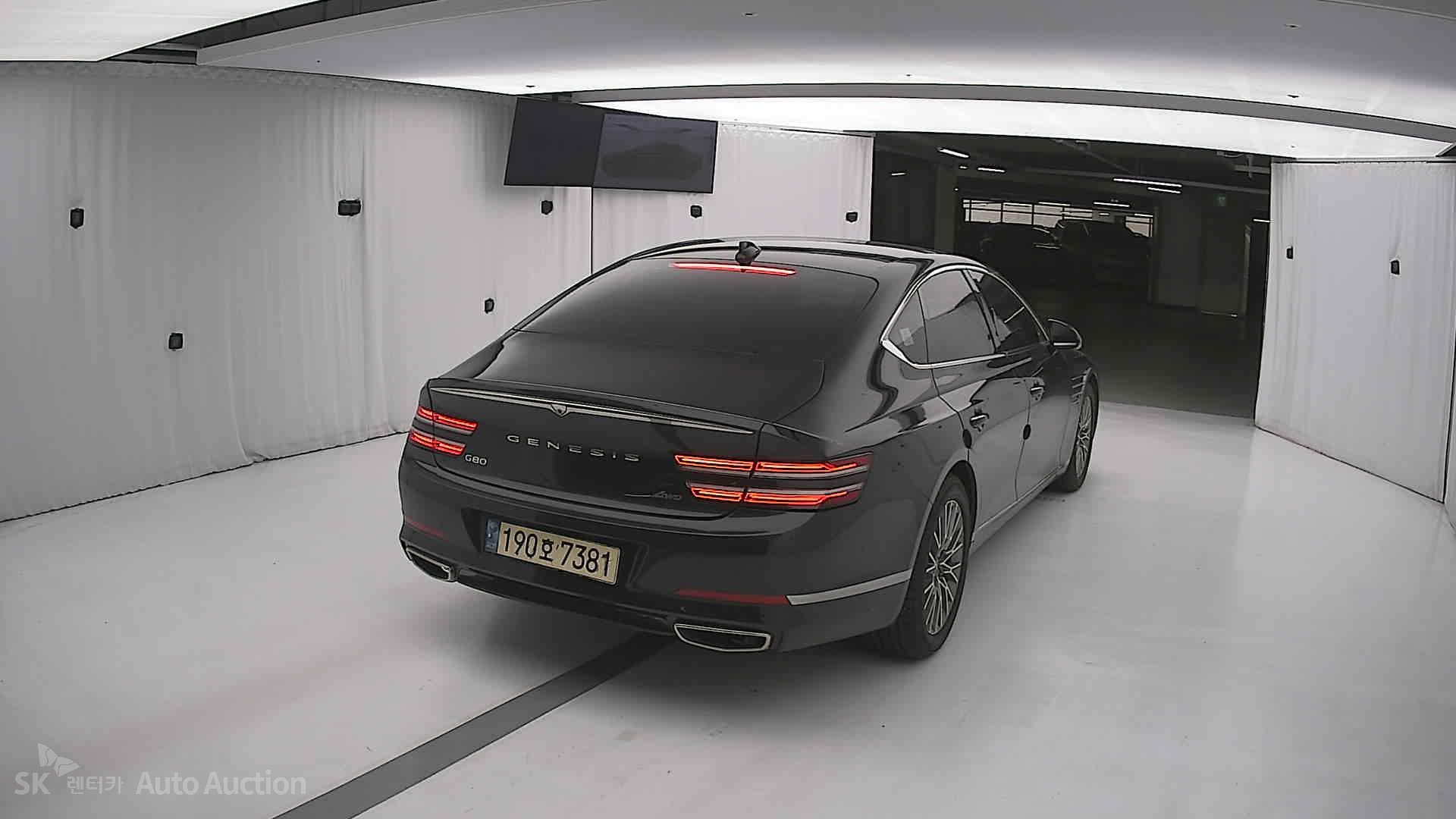 2022 - genesis g80