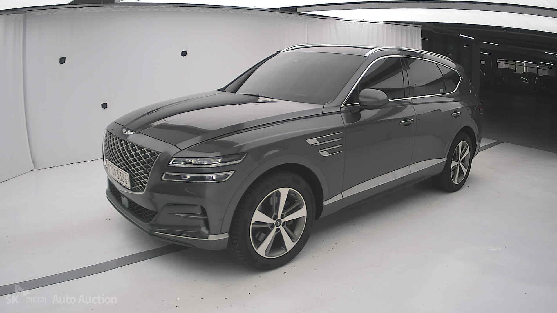 2021 - genesis gv80