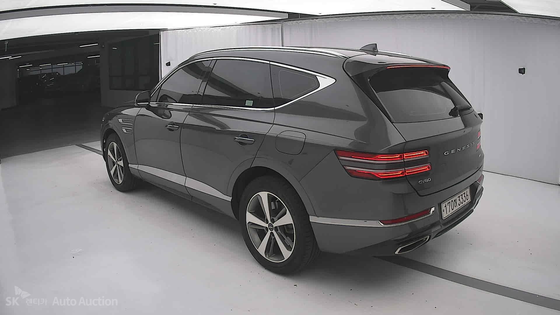 2021 - genesis gv80