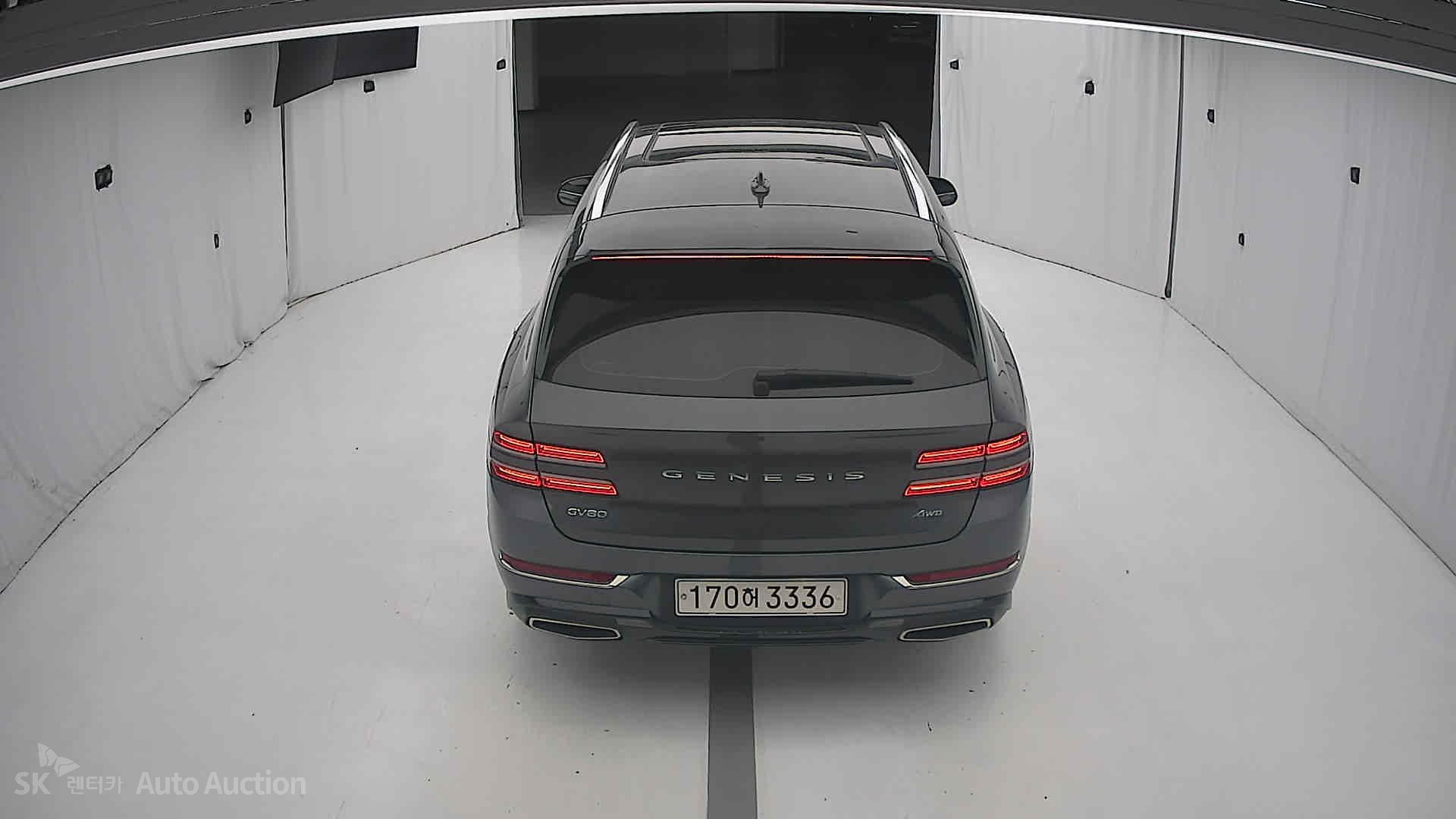 2021 - genesis gv80