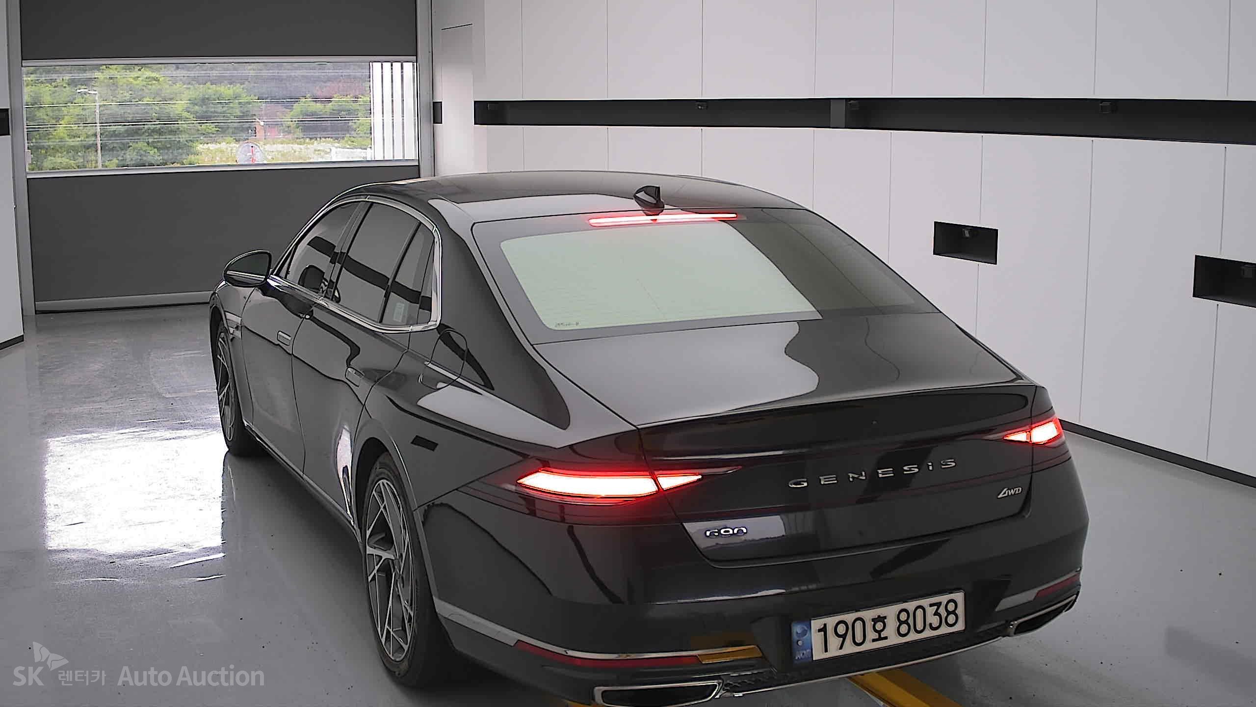 2022 - genesis g90