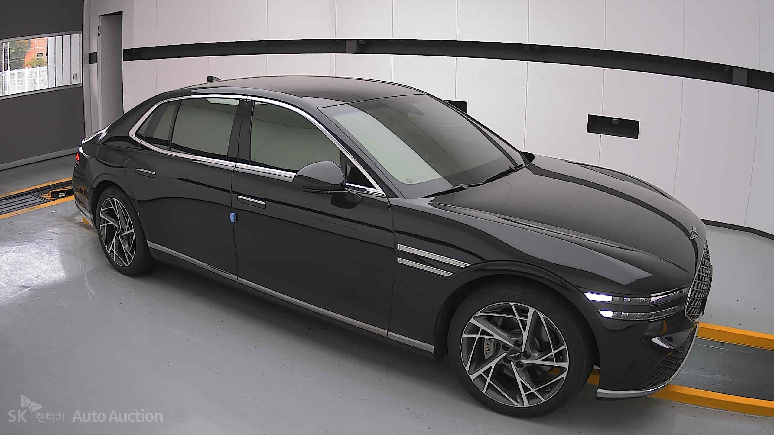 2022 - genesis g90