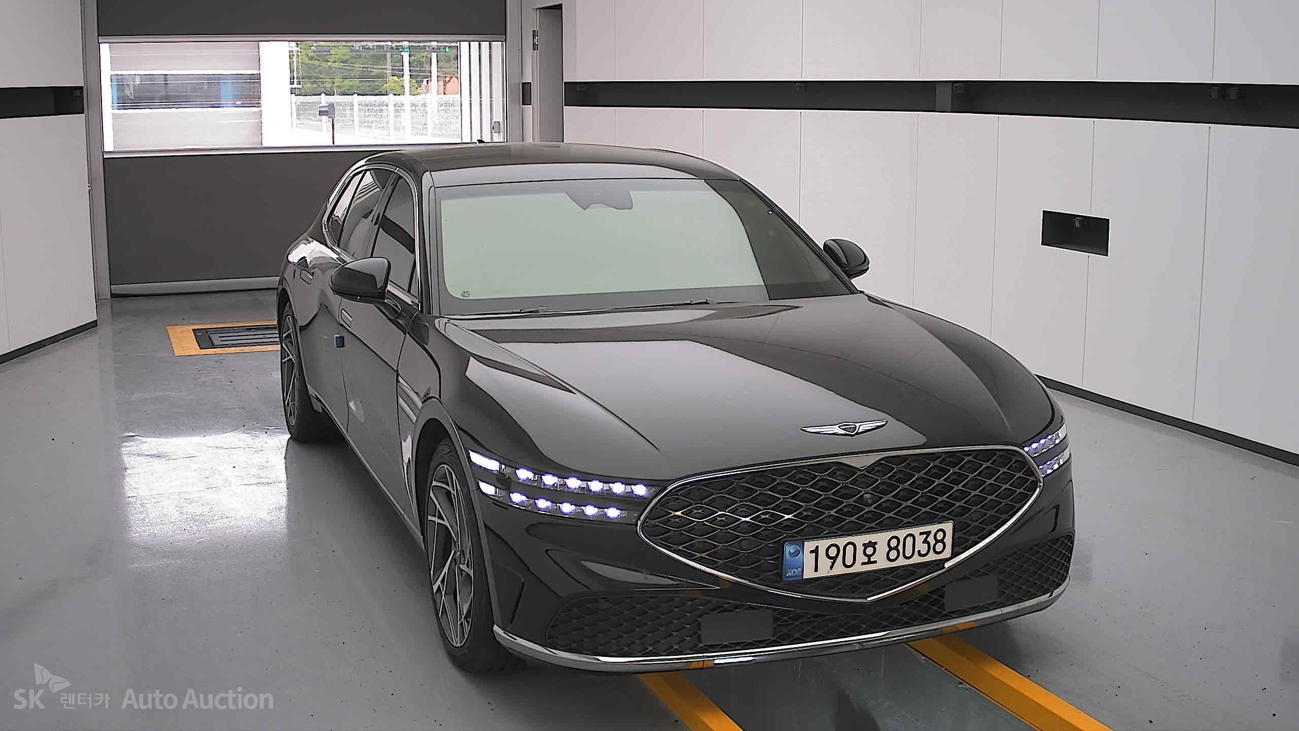 2022 - genesis g90