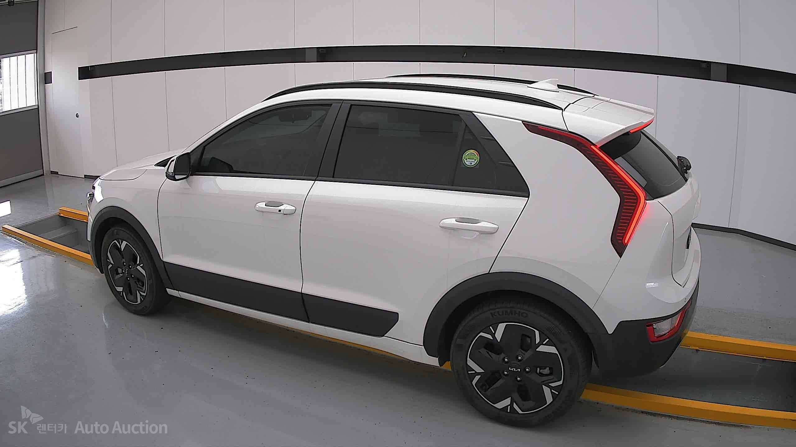2023 - kia niro ev