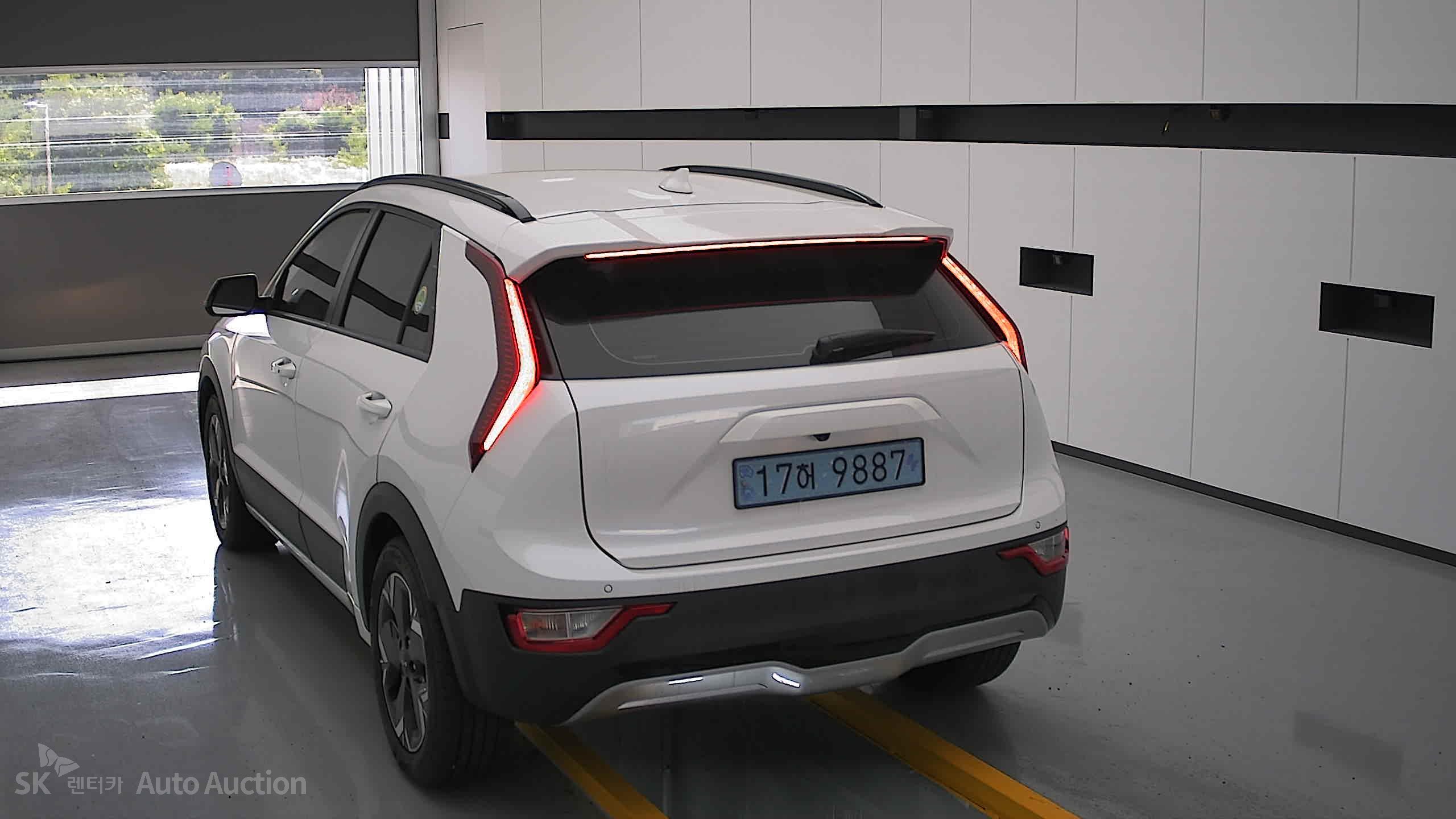 2023 - kia niro ev