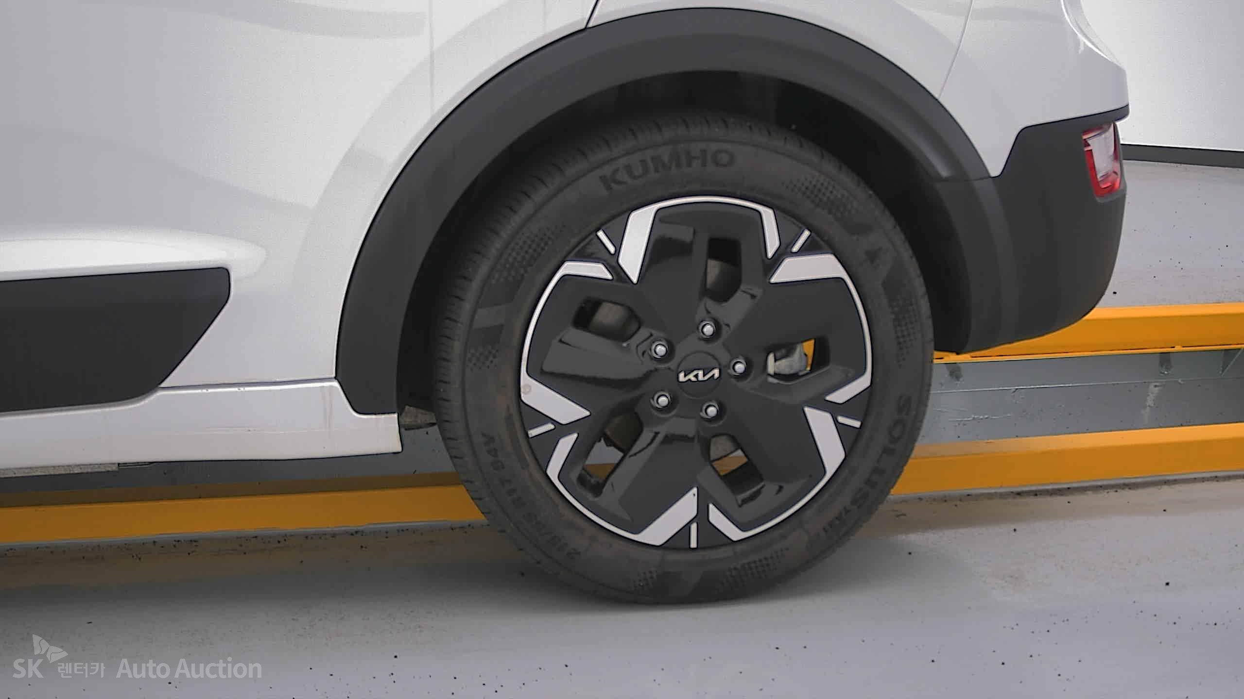 2023 - kia niro ev
