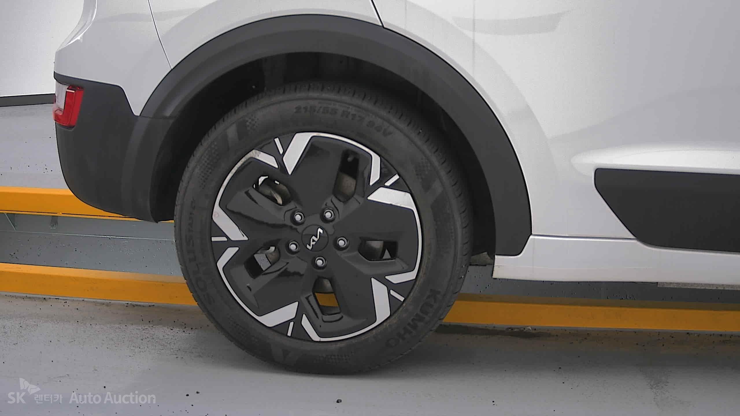 2023 - kia niro ev