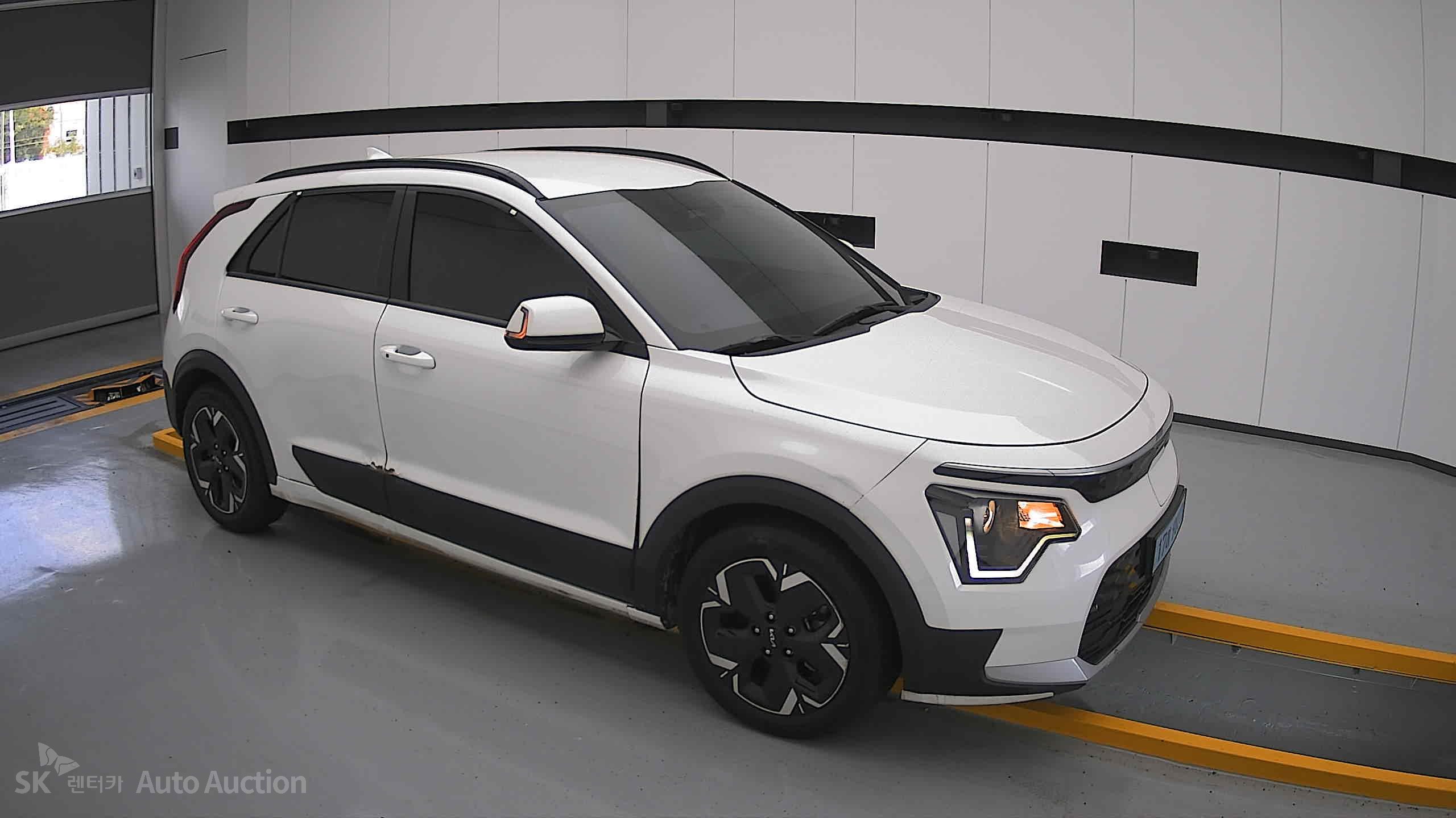 2023 - kia niro ev