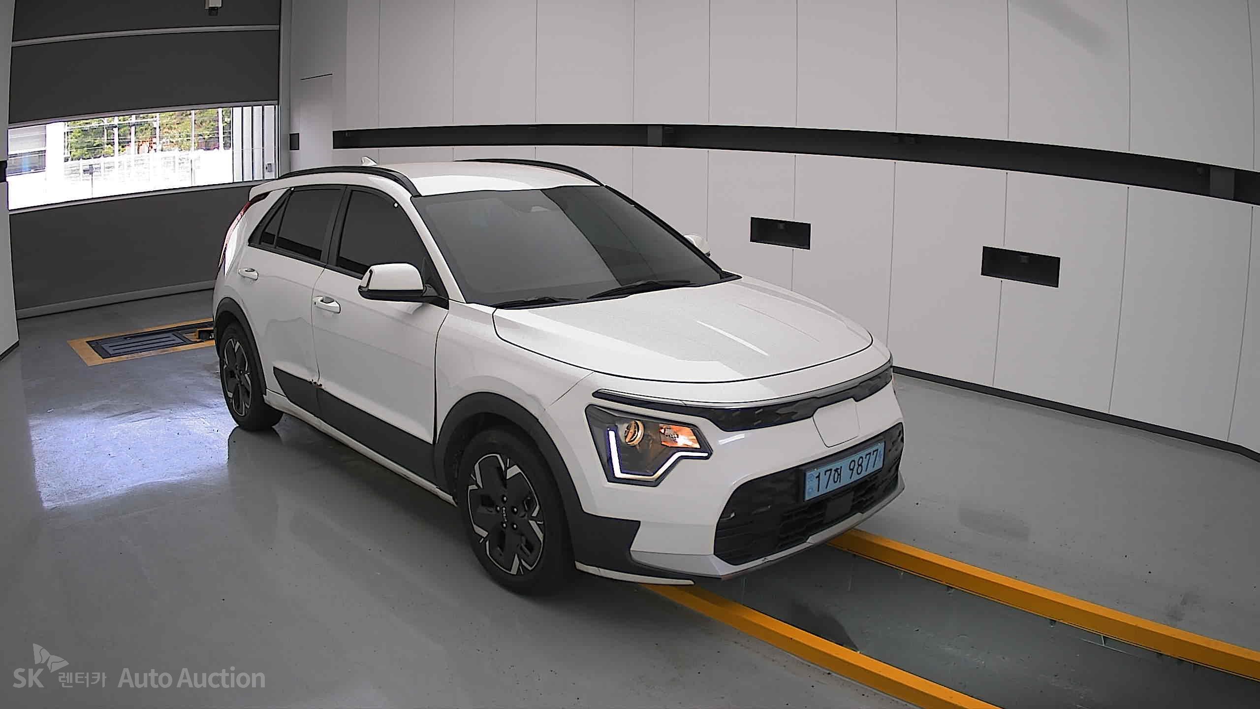 2023 - kia niro ev