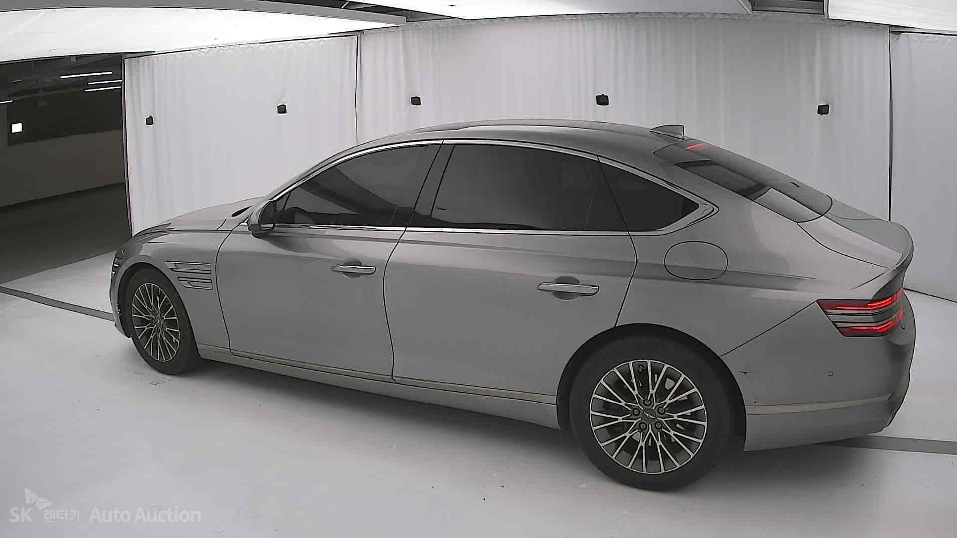 2022 - genesis g80