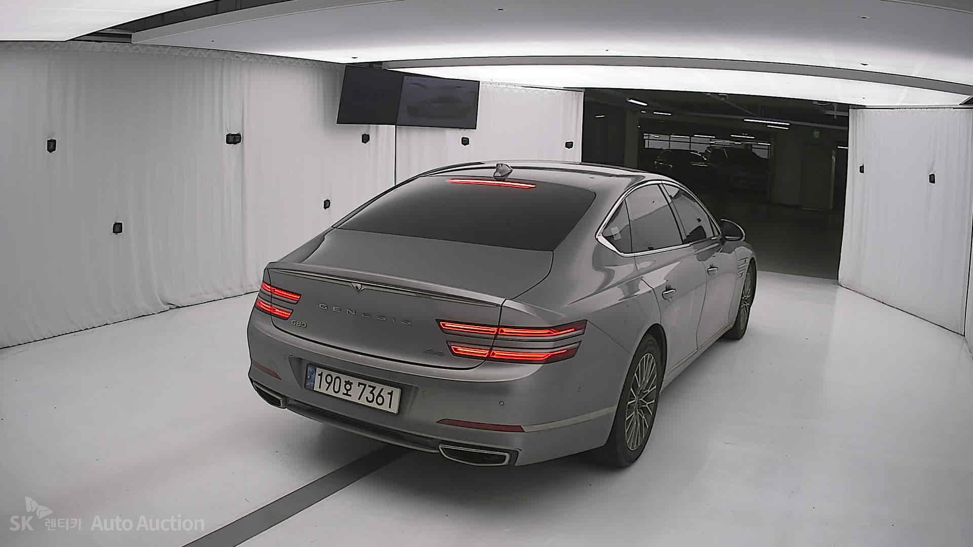2022 - genesis g80