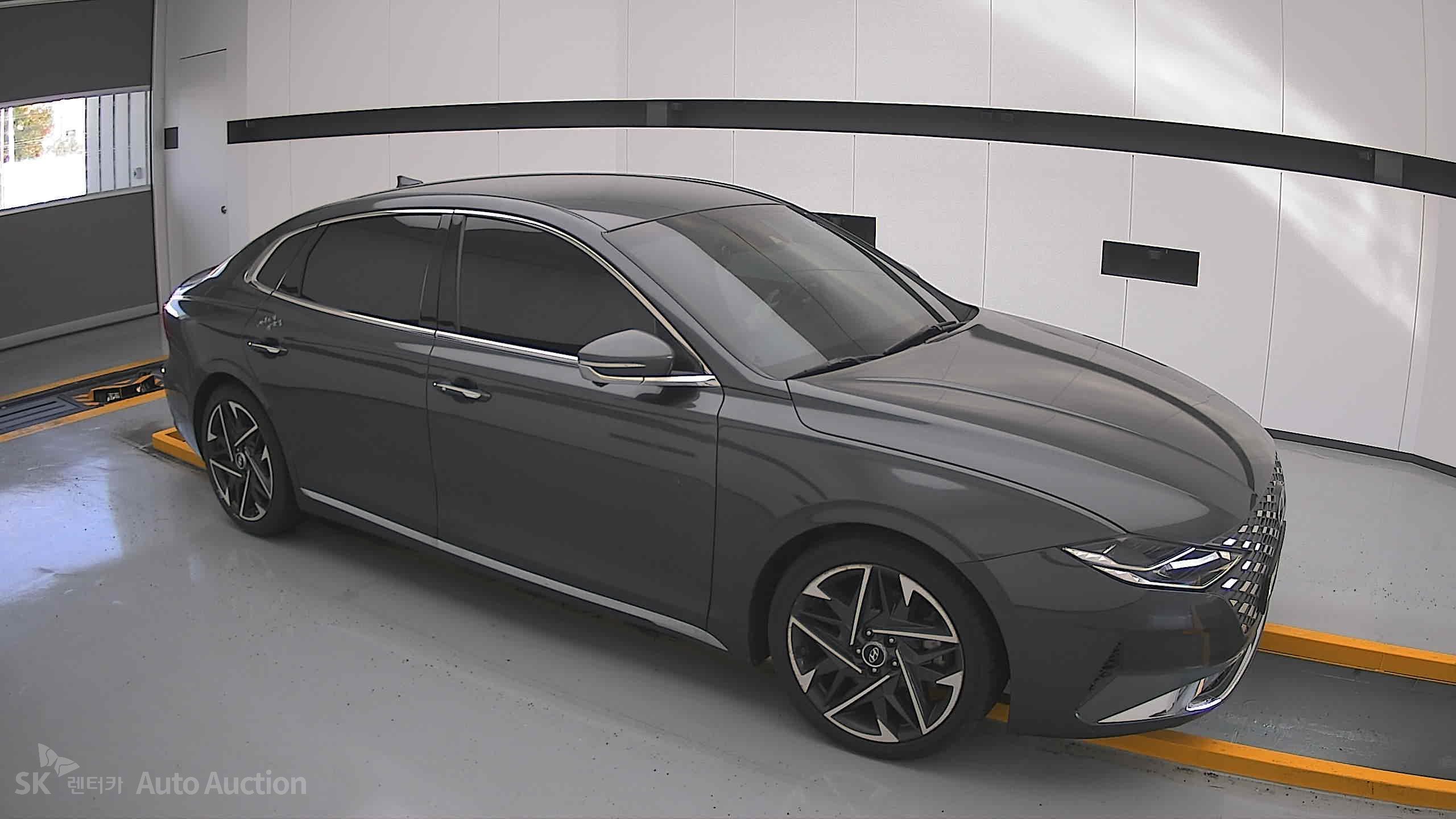2022 - hyundai grandeur