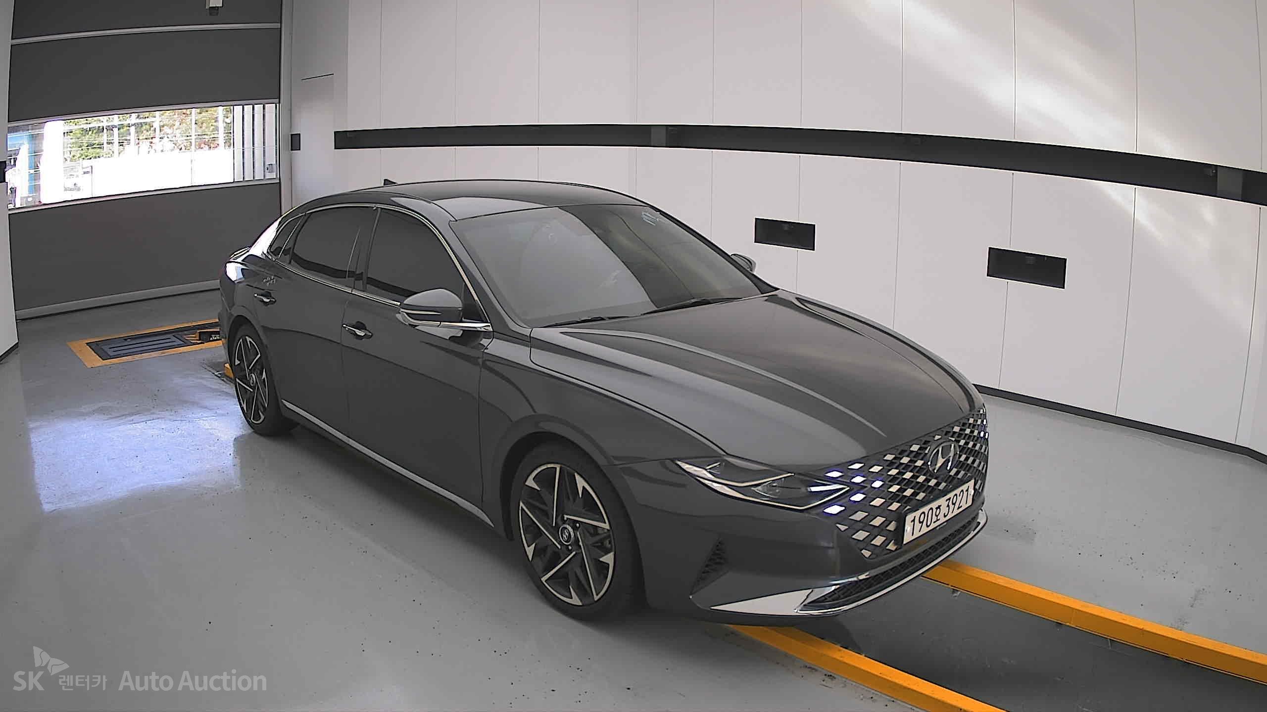 2022 - hyundai grandeur