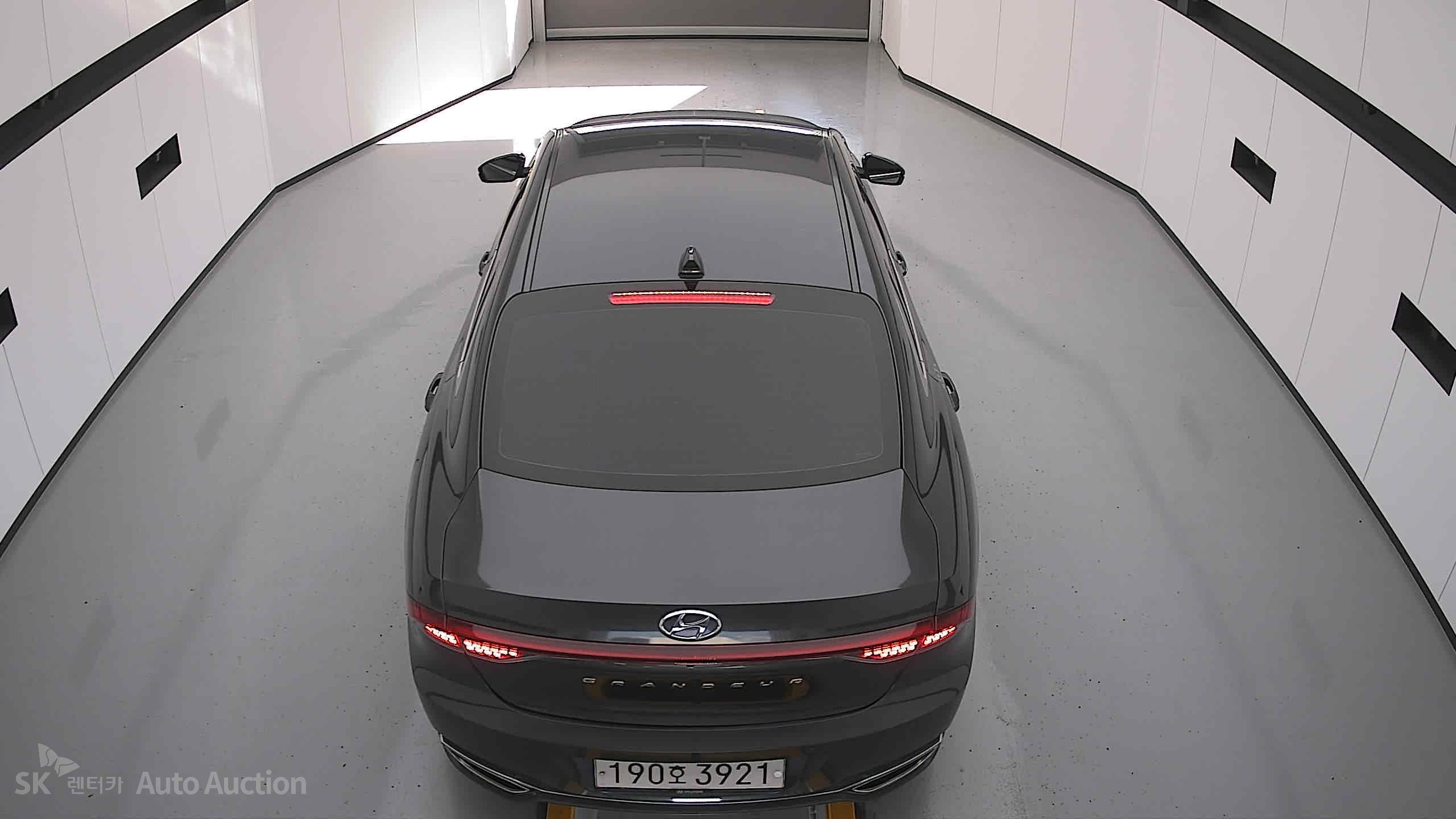 2022 - hyundai grandeur
