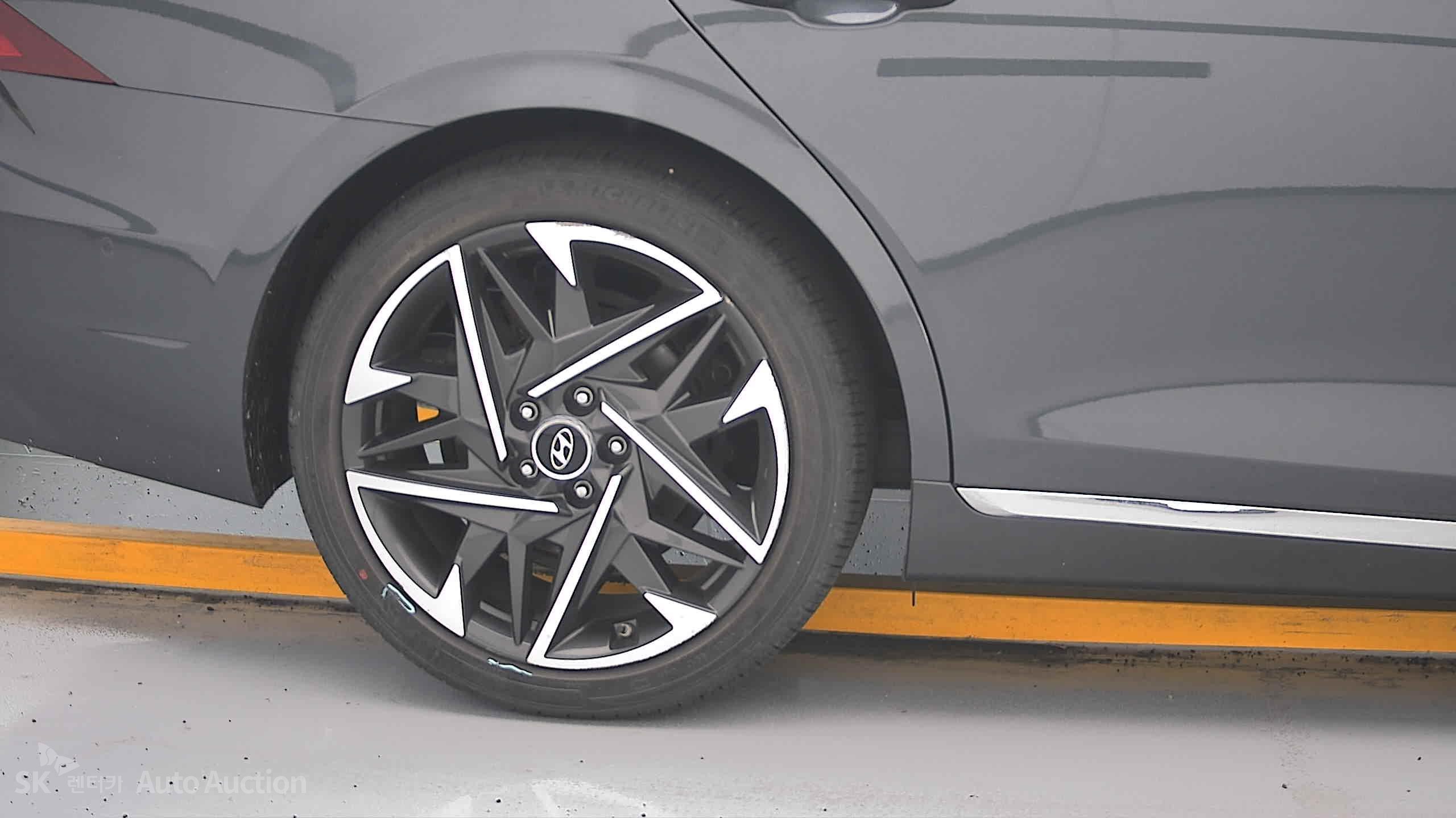 2022 - hyundai grandeur