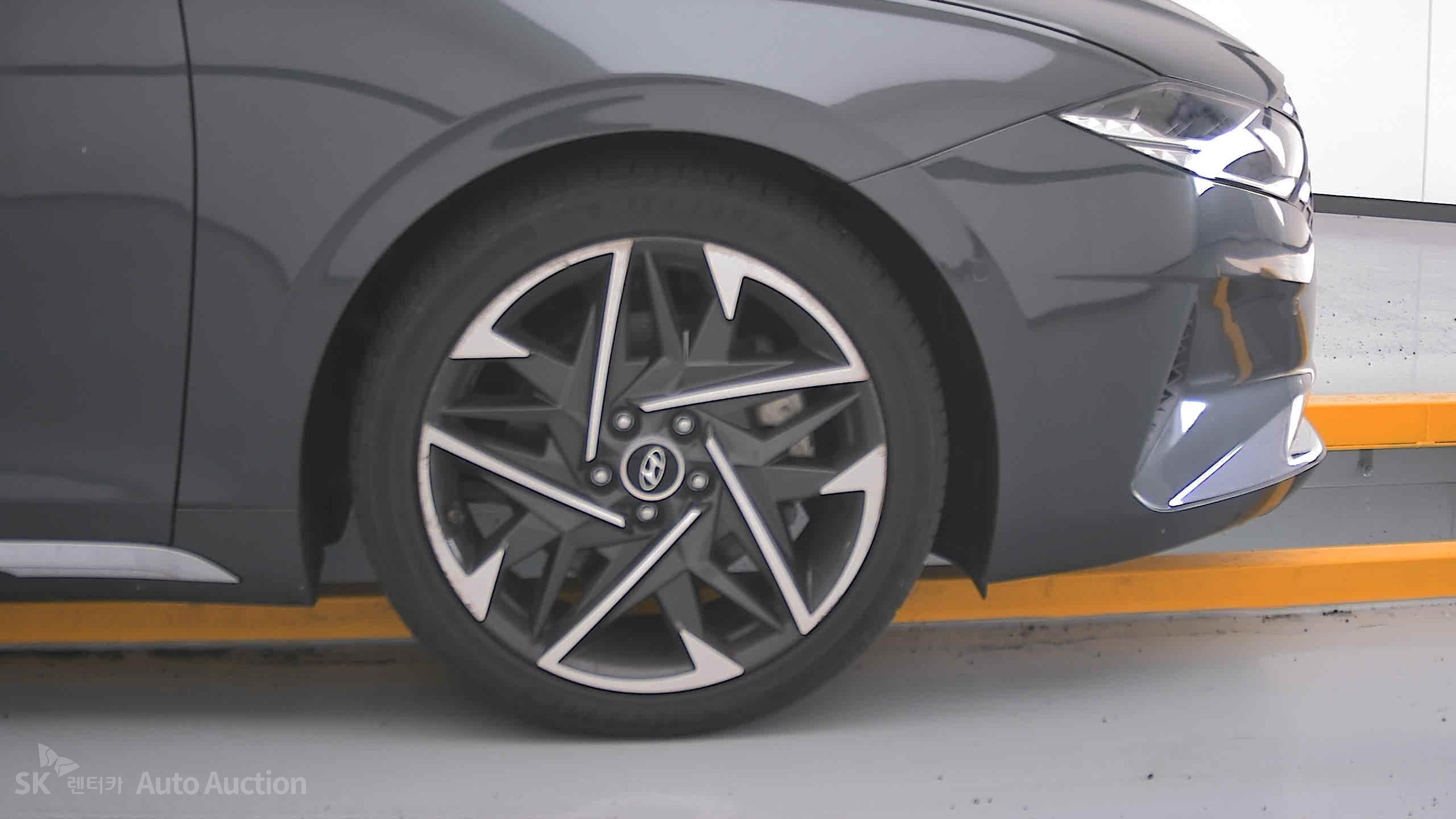 2022 - hyundai grandeur