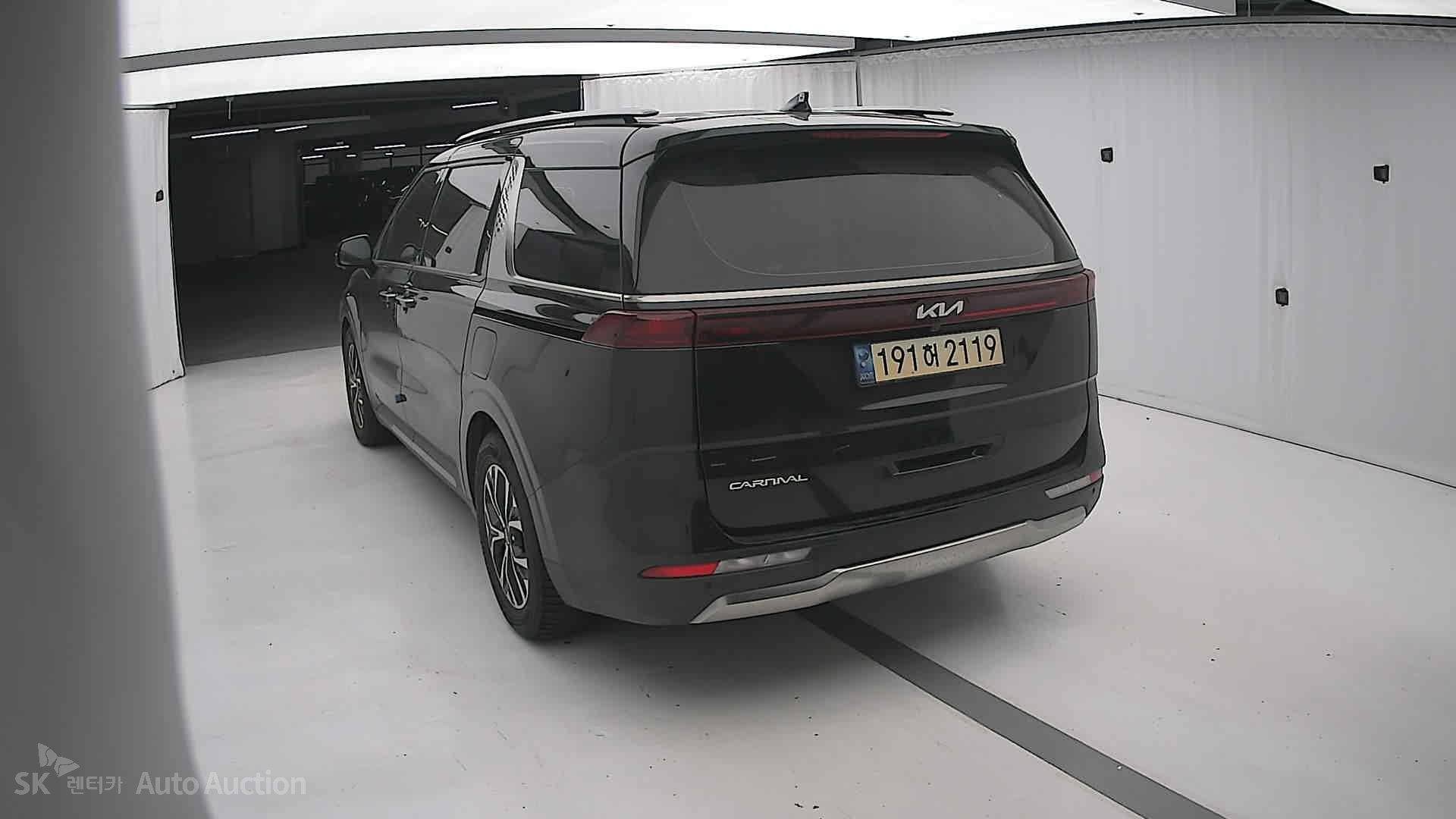 2023 - kia carnival